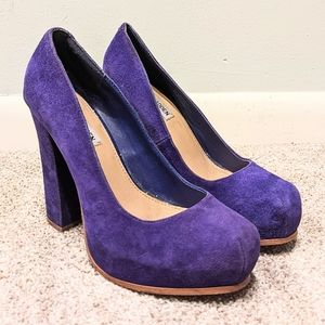 Suede Platform Pumps 💜